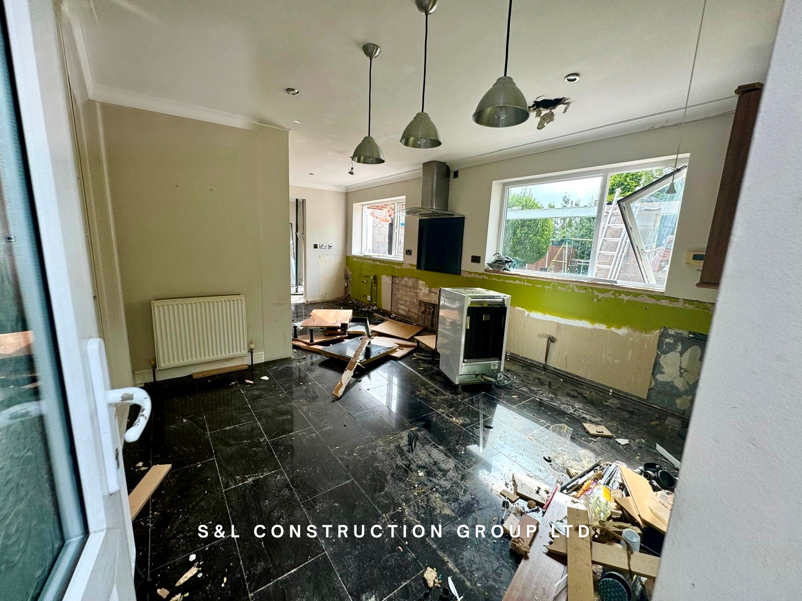 Kitchen before renovation